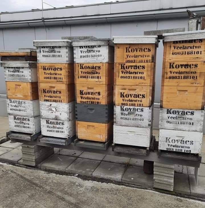 Včelár Peter Kovacs Vyska nadstavkov v sezone