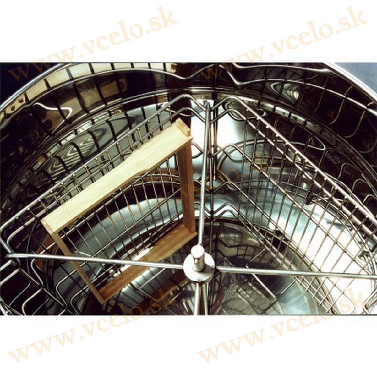 Medomet ApiNord 4 rámčeky, tangenciálne, ručné, Ø 540 mm – Obrázok 6